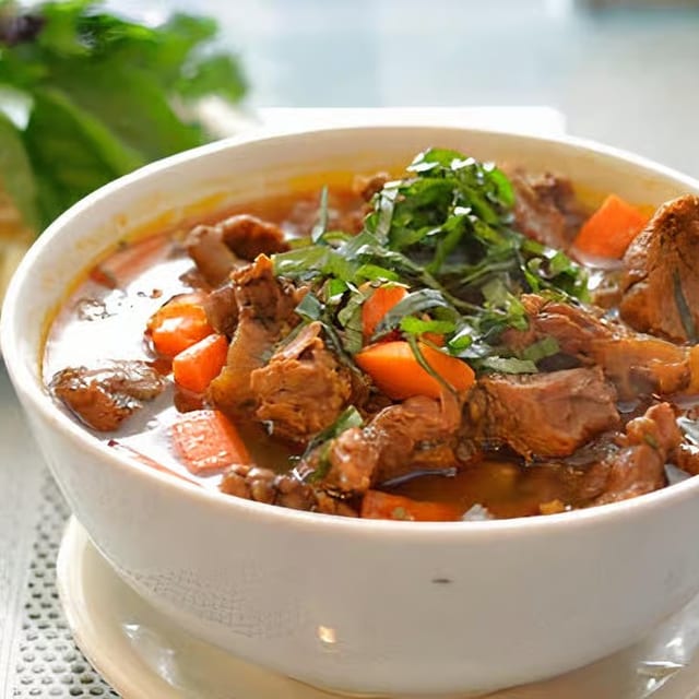 39. Hủ Tiếu Bò Kho - With Rice Noodles.